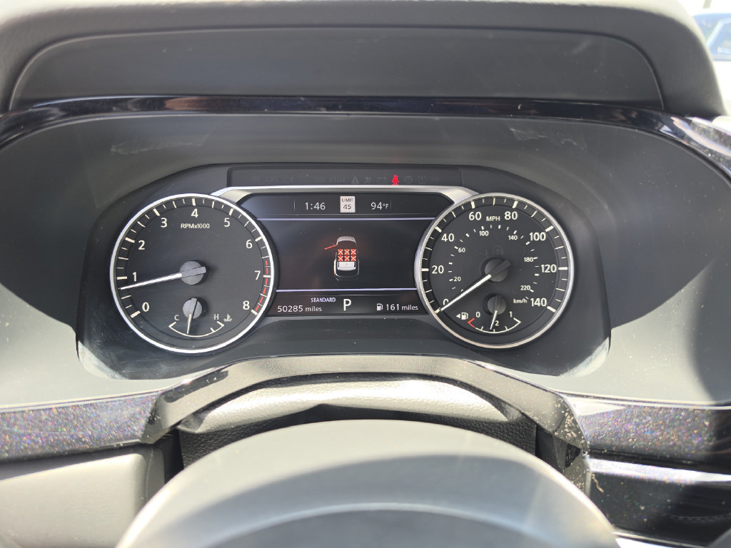 Used 2023 Nissan Pathfinder SL w/ Lighting Package (N92) FWD image 43