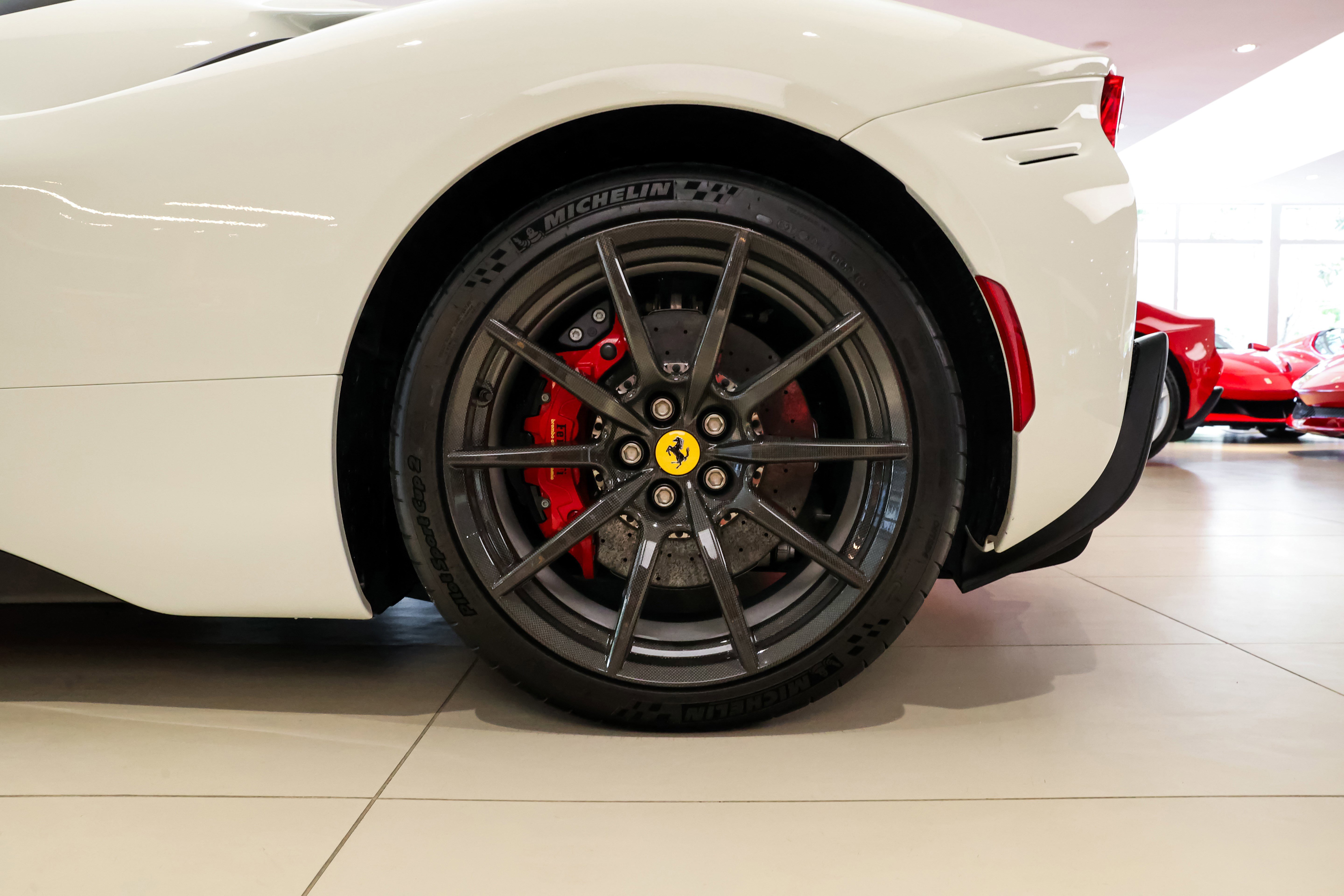 Used 2023 Ferrari SF90 Stradale image 33