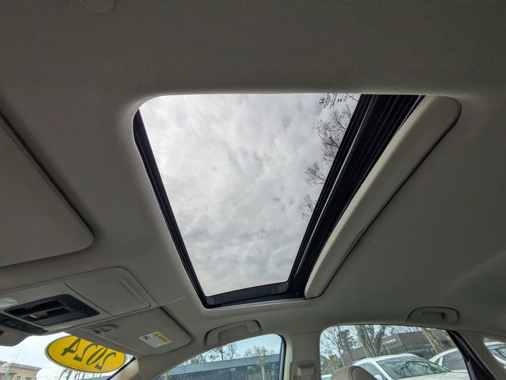 Used 2024 Honda Accord EX image 19