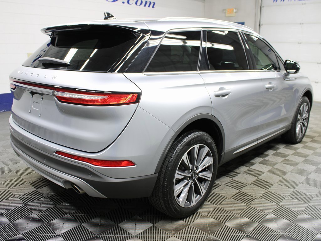 Used 2022 Lincoln Corsair Reserve w/ Elements Package image 4