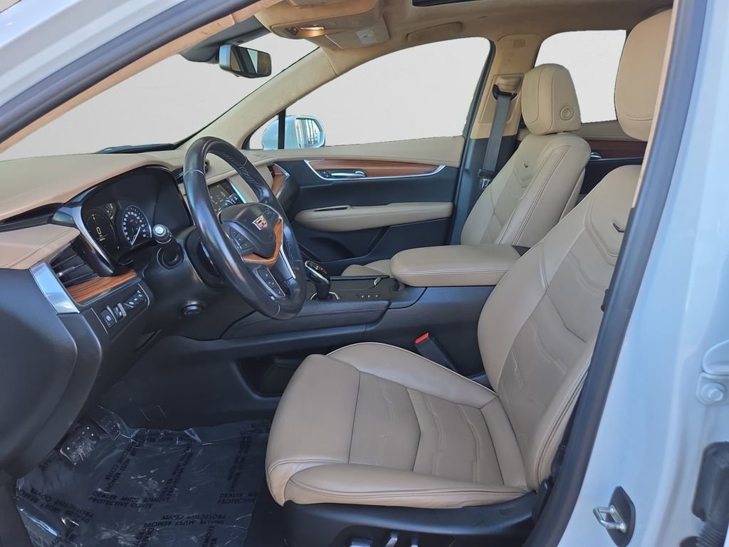 Used 2019 Cadillac XT5 Platinum image 9