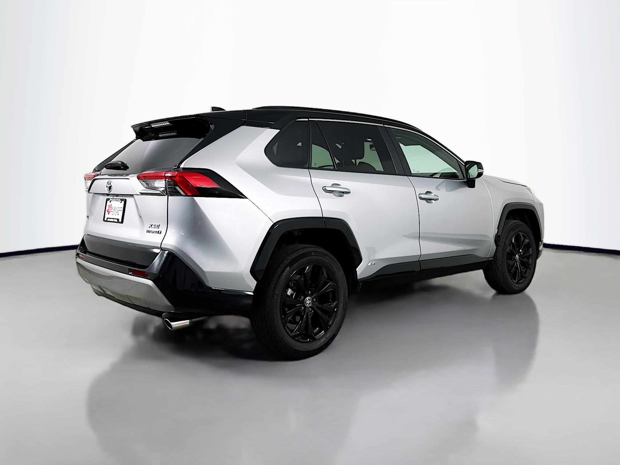 Certified 2022 Toyota RAV4 XSE AWD/4WD image 7