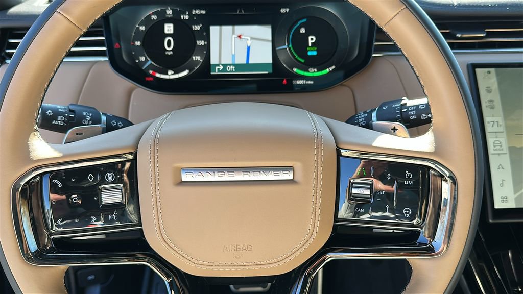 Used 2025 Land Rover Range Rover Sport Dynamic SE image 13