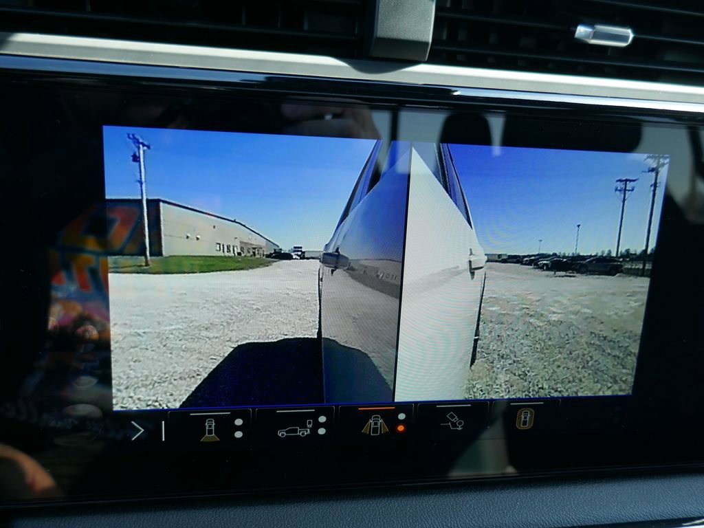 New 2026 GMC Sierra 2500 AT4 w/ AT4 Premium Plus Package image 27