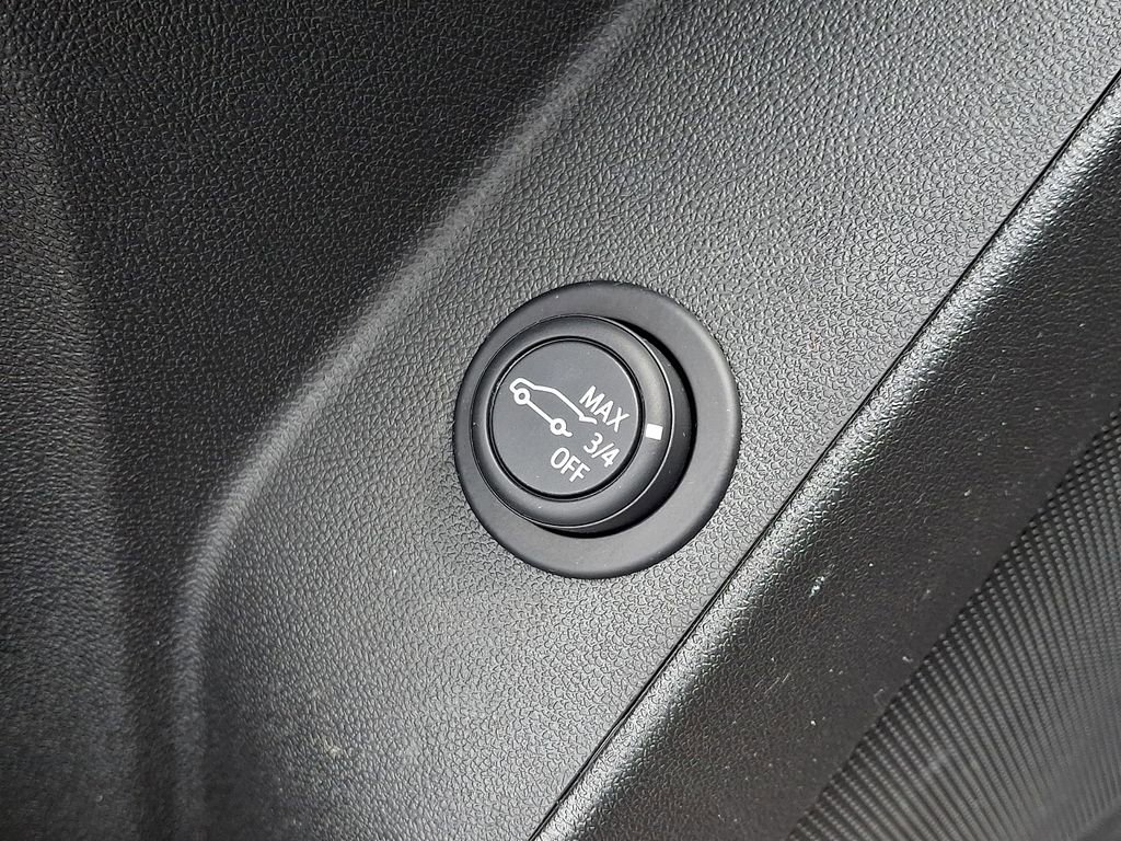 Used 2024 Chevrolet Equinox LT FWD image 26