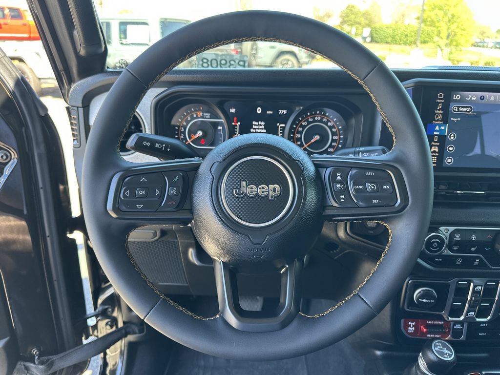 Used 2024 Jeep Gladiator Sport image 12