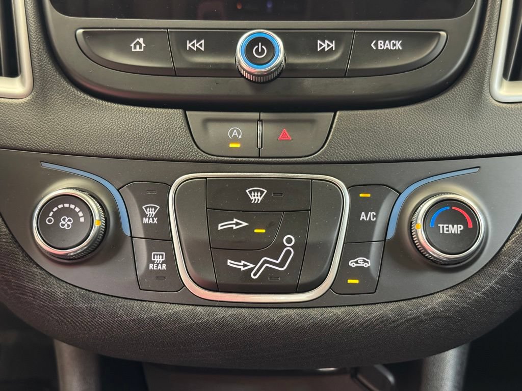 Used 2024 Chevrolet Malibu RS FWD image 36