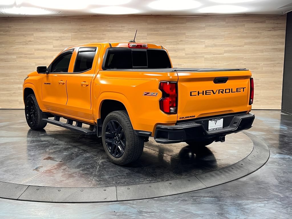 Used 2025 Chevrolet Colorado Z71 w/ Technology Package AWD/4WD image 26