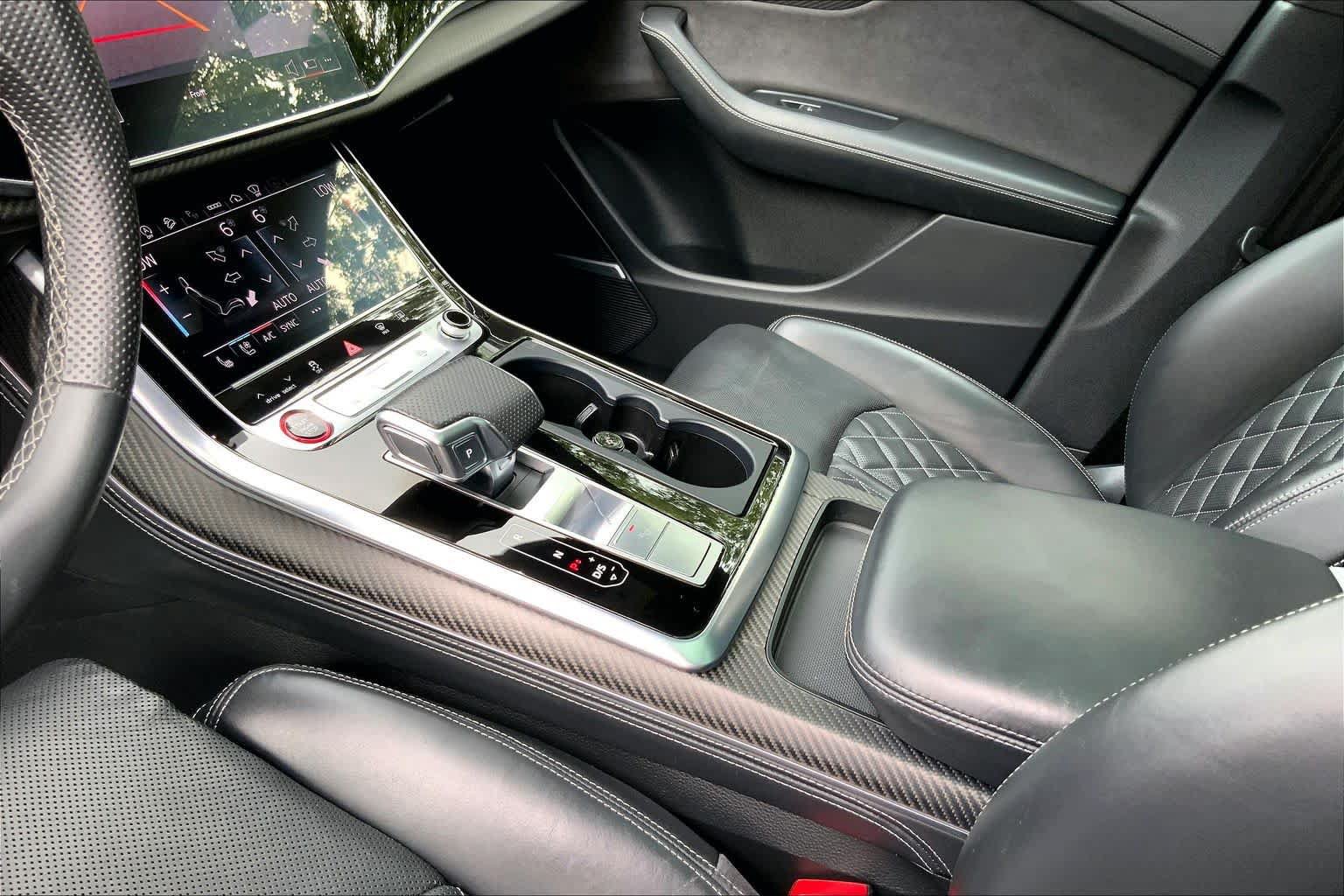 Used 2024 Audi SQ8 Prestige w/ Prestige Package AWD/4WD image 16