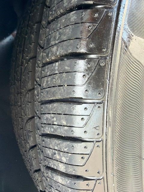 Used 2019 Ford Fusion SE w/ Equipment Group 151A FWD image 9