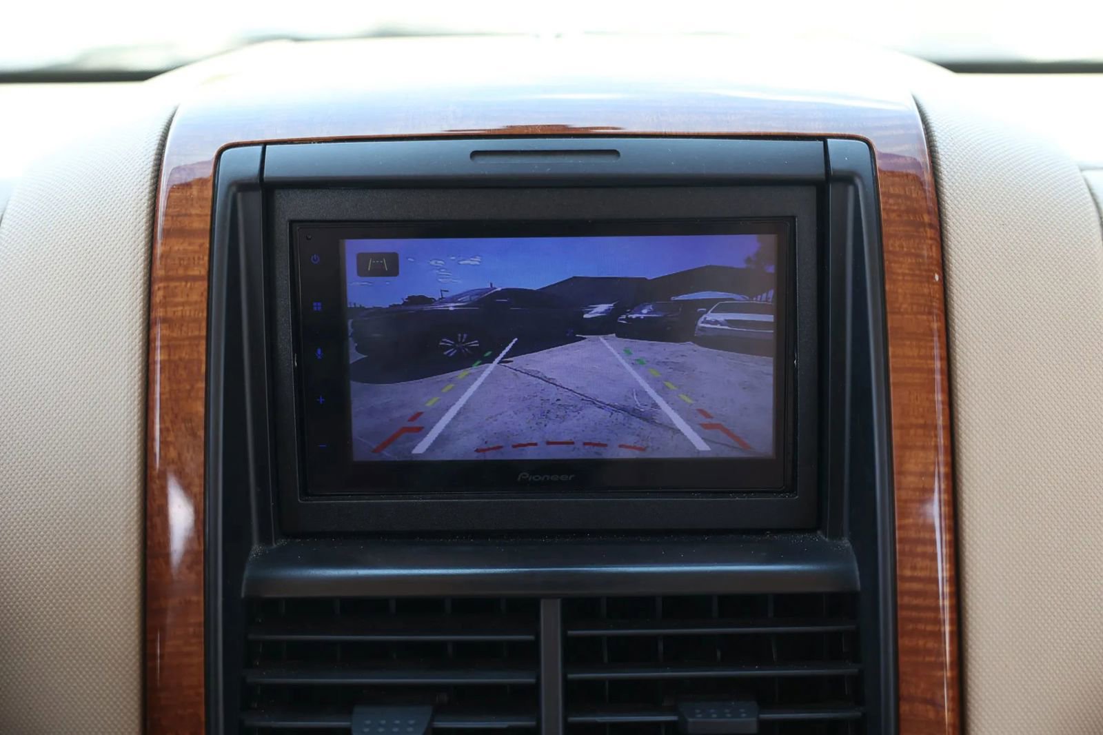 Used 2006 Ford Explorer Eddie Bauer AWD/4WD image 31