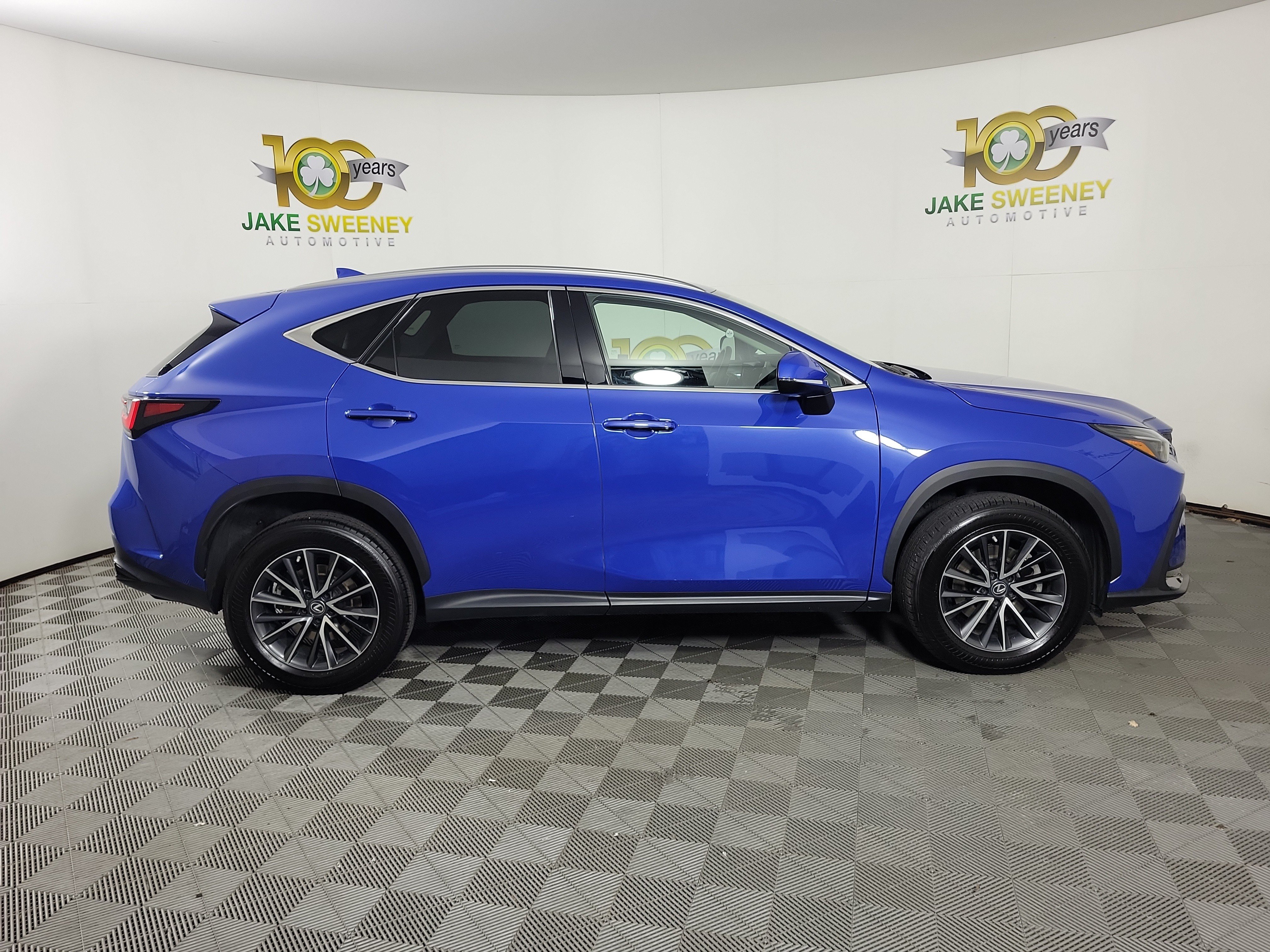 Used 2023 Lexus NX 350 AWD image 8