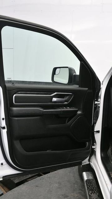 Used 2023 RAM 1500 Big Horn AWD/4WD image 16