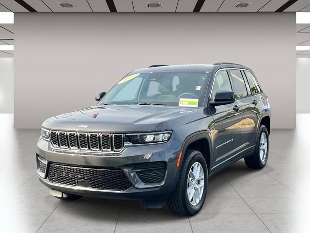 Used 2025 Jeep Grand Cherokee Laredo X AWD/4WD image 8
