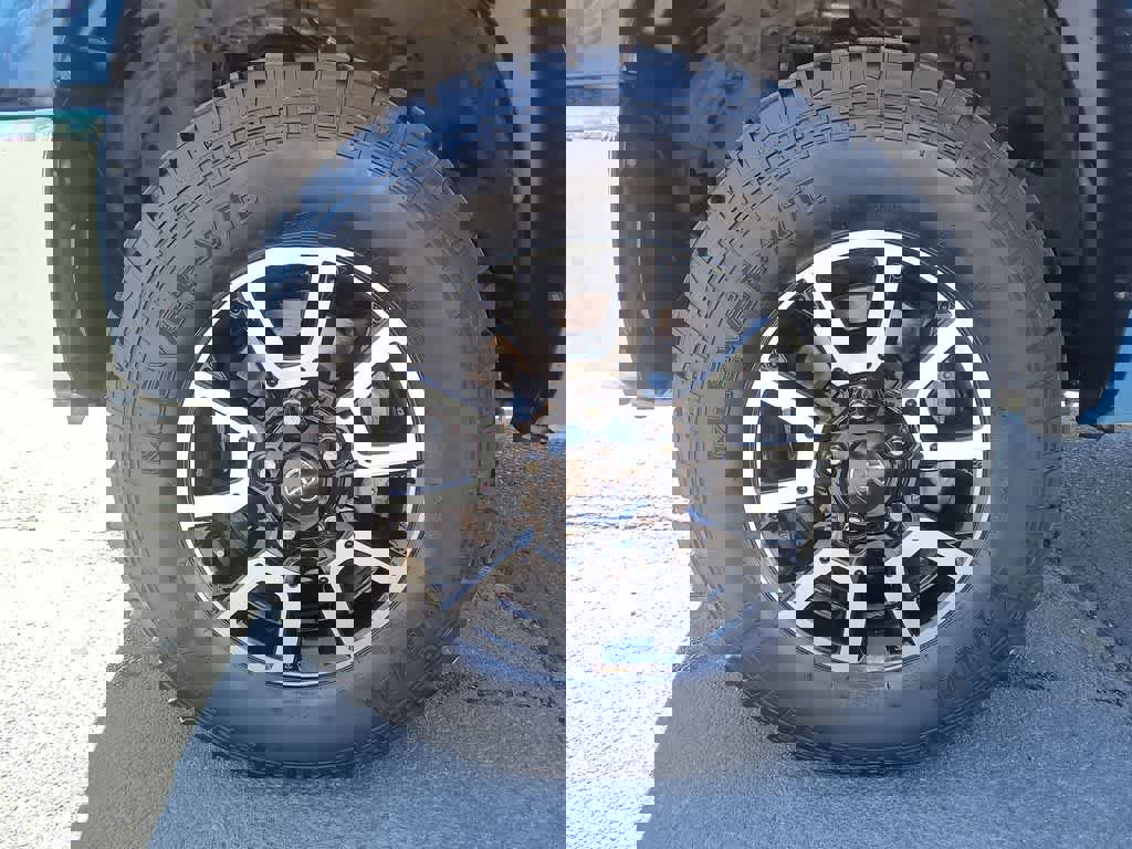 Used 2019 Toyota Tundra SR5 w/ TRD Off Road Package image 10