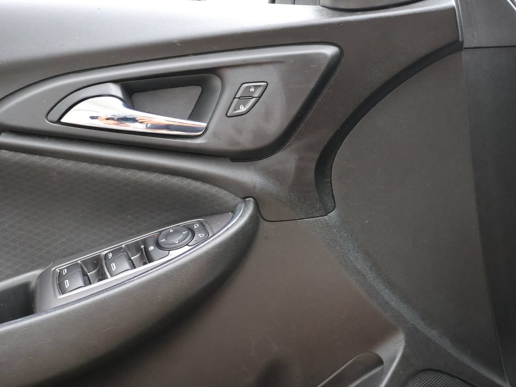 Used 2020 Chevrolet Malibu LT FWD image 42