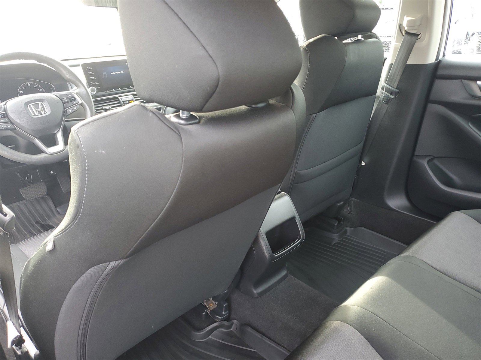 Used 2018 Honda Accord LX image 13