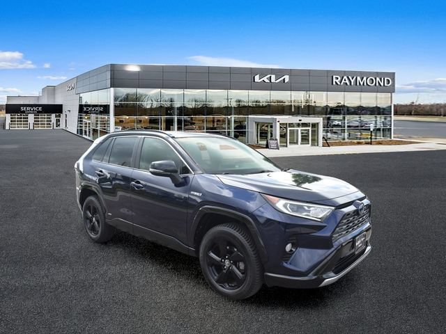 Used 2019 Toyota RAV4 XSE w/ XSE Weather Package AWD/4WD video 1