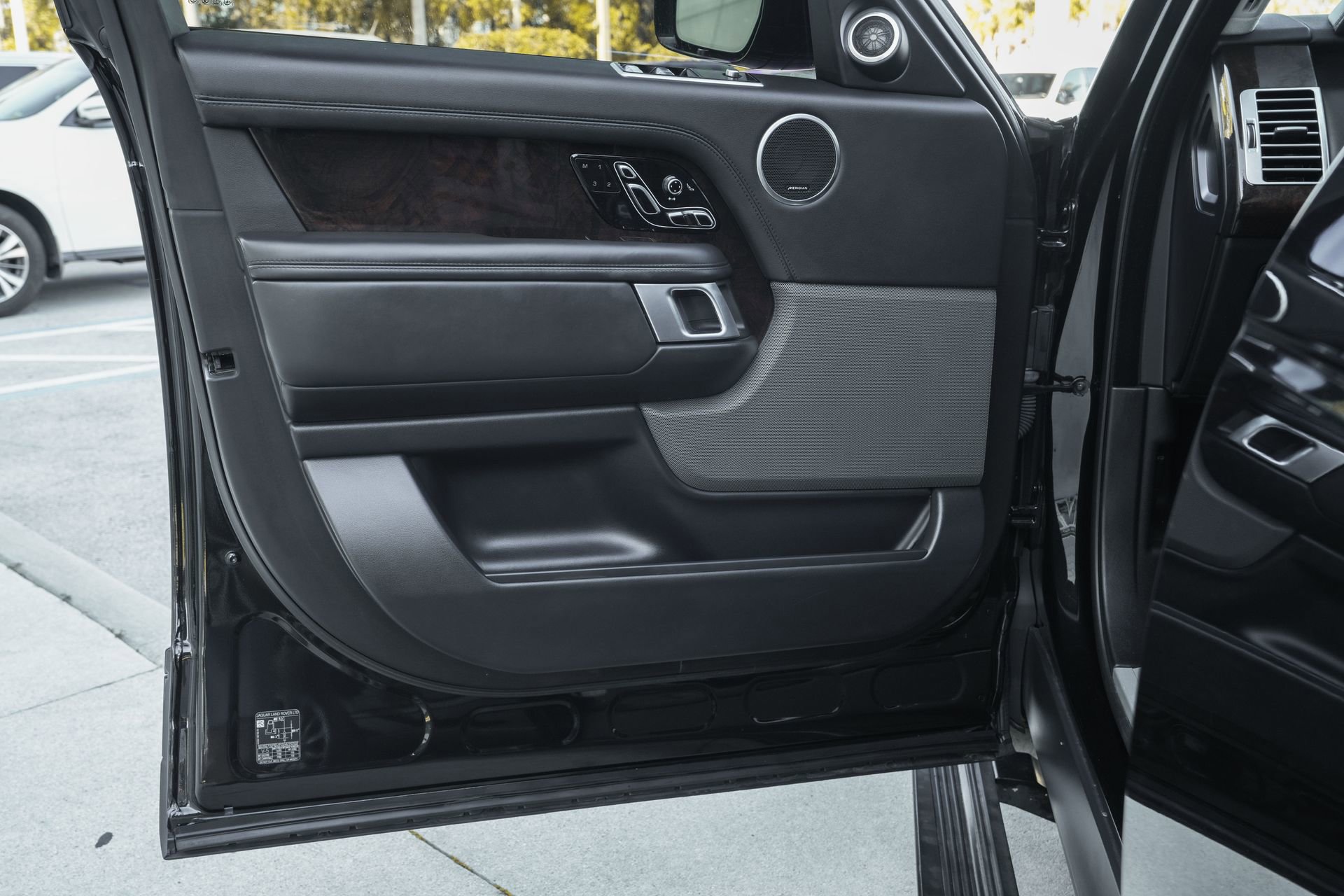 Used 2021 Land Rover Range Rover Westminster Edition image 33