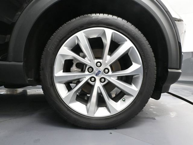 Used 2023 Ford Explorer Platinum w/ Technology Package image 16