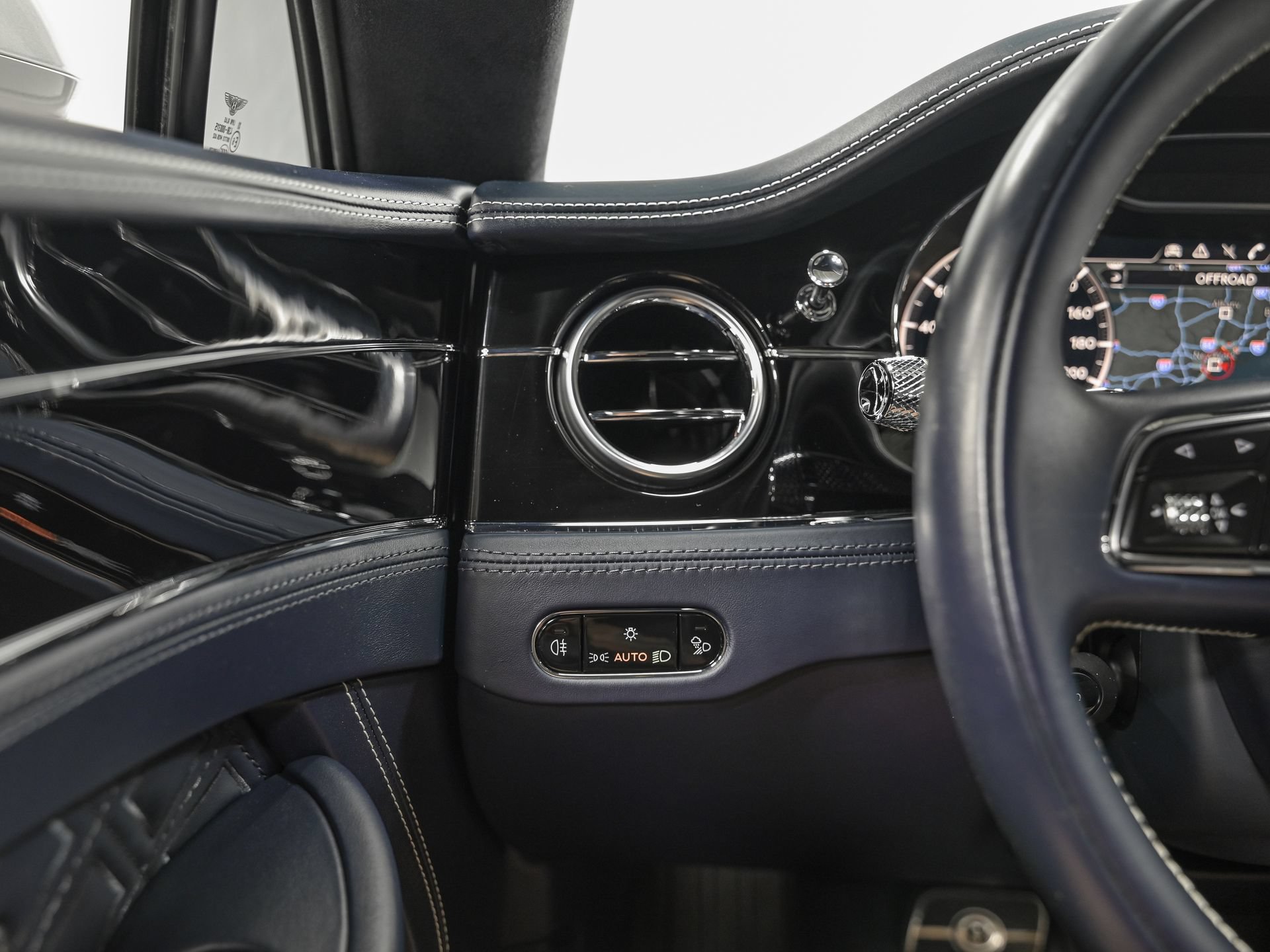 Used 2022 Bentley Continental GT AWD/4WD image 18