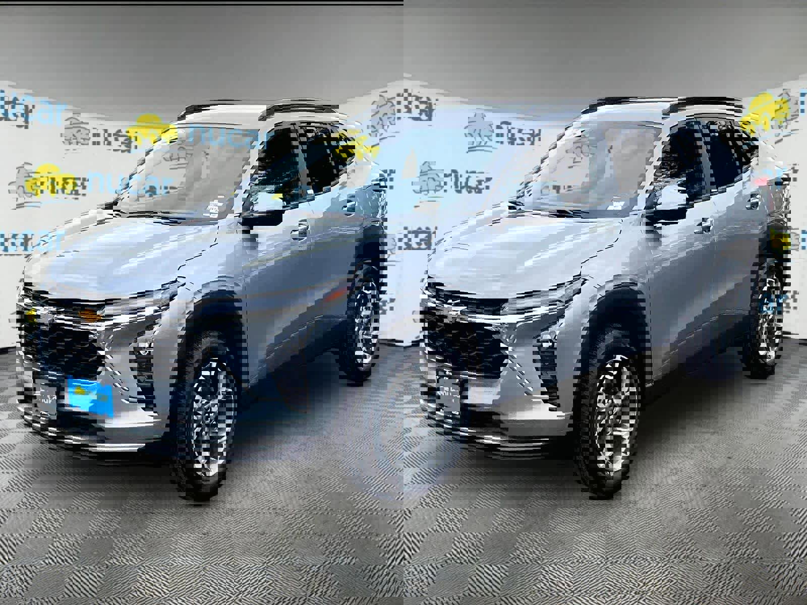 Used 2025 Chevrolet Trax LT w/ LT Convenience Package image 3