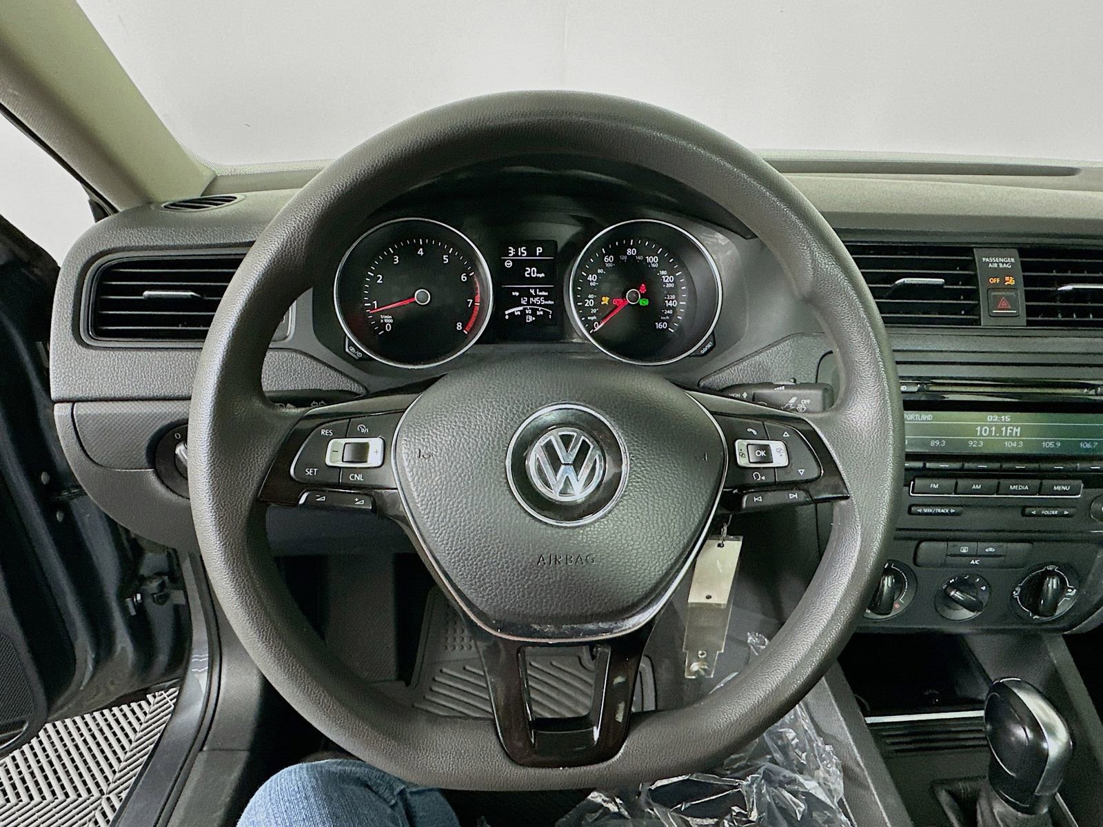 Used 2015 Volkswagen Jetta S FWD image 12