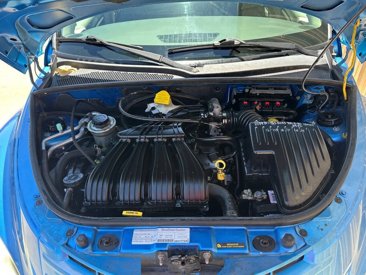 Used 2008 Chrysler PT Cruiser FWD image 18