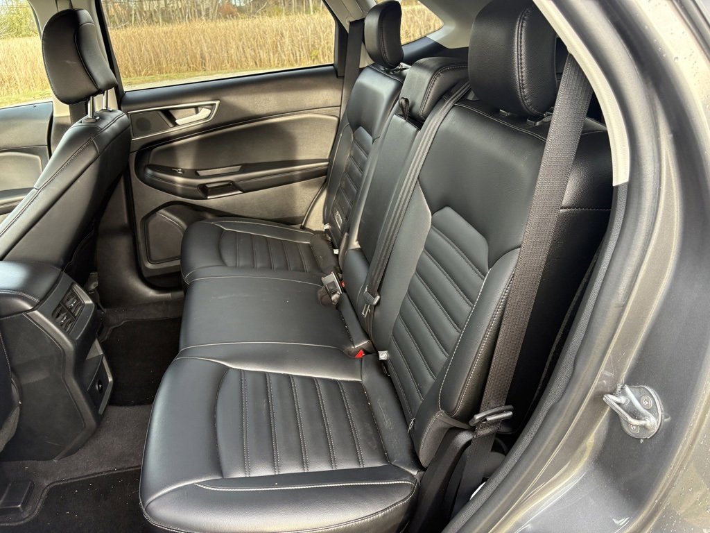 Used 2024 Ford Edge SEL image 23