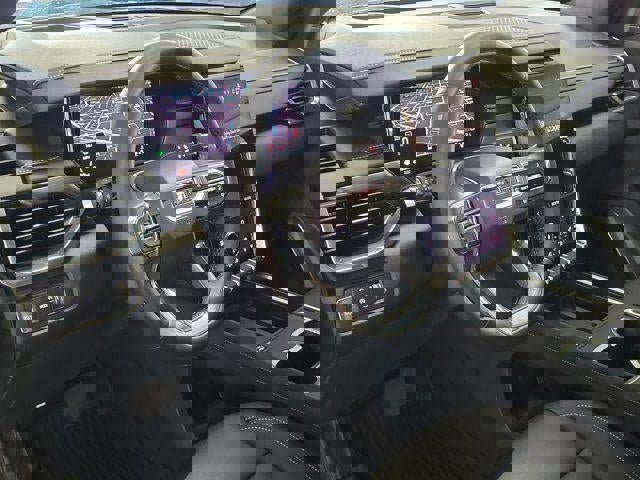 Used 2024 GMC Acadia Elevation w/ Luxury Package image 10