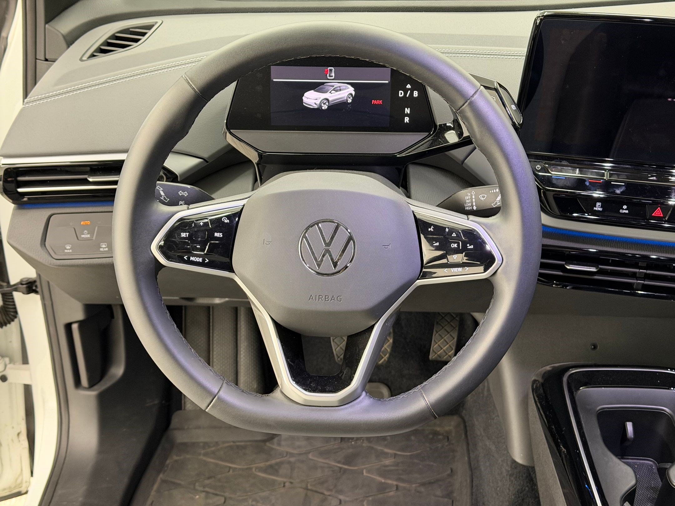 Used 2024 Volkswagen ID.4 2WD image 11