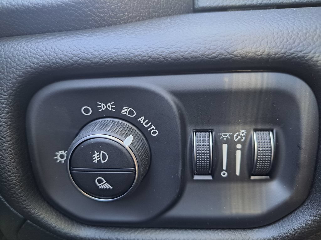 New 2026 RAM 1500 Big Horn AWD/4WD image 16