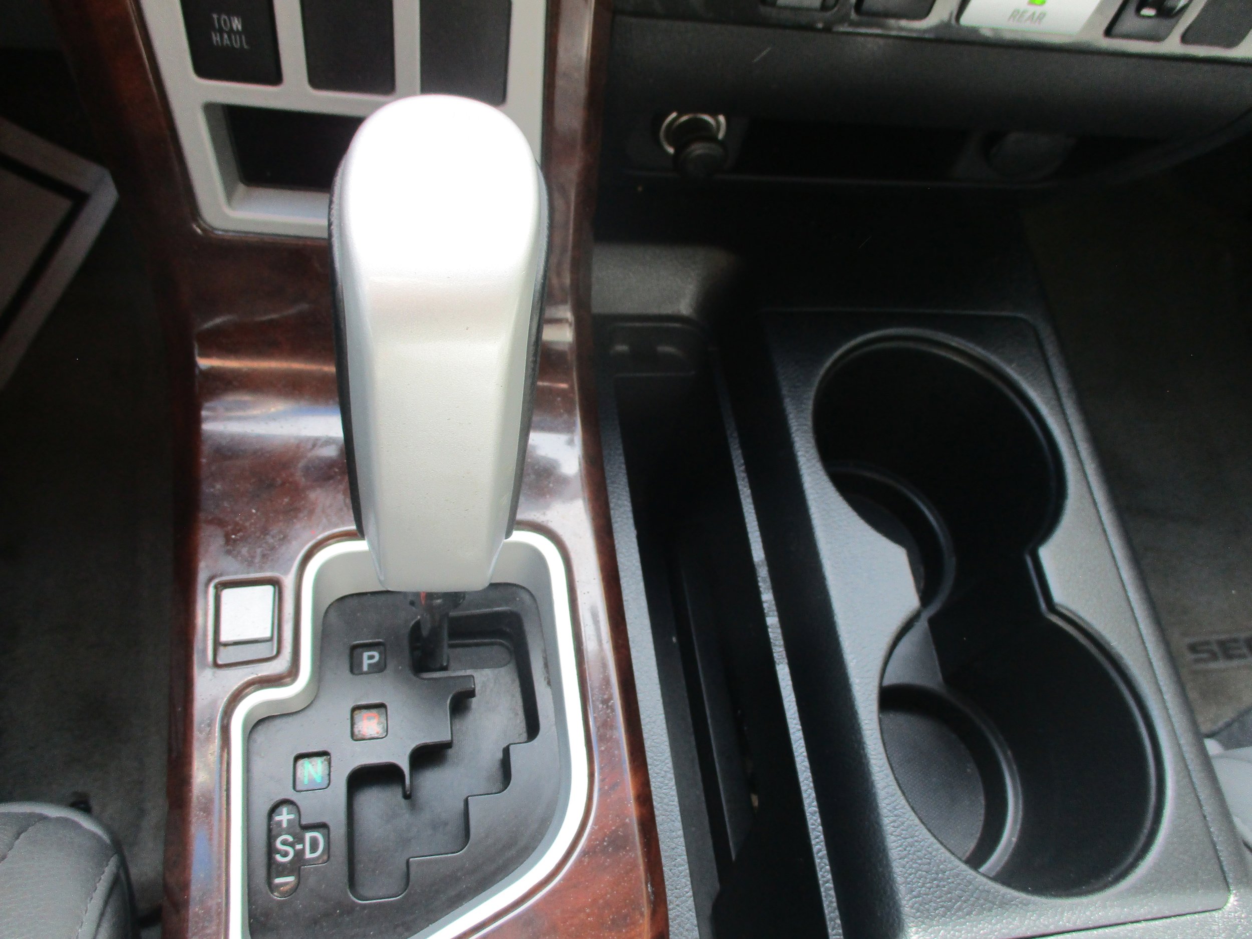 Used 2008 Toyota Sequoia Limited RWD image 15