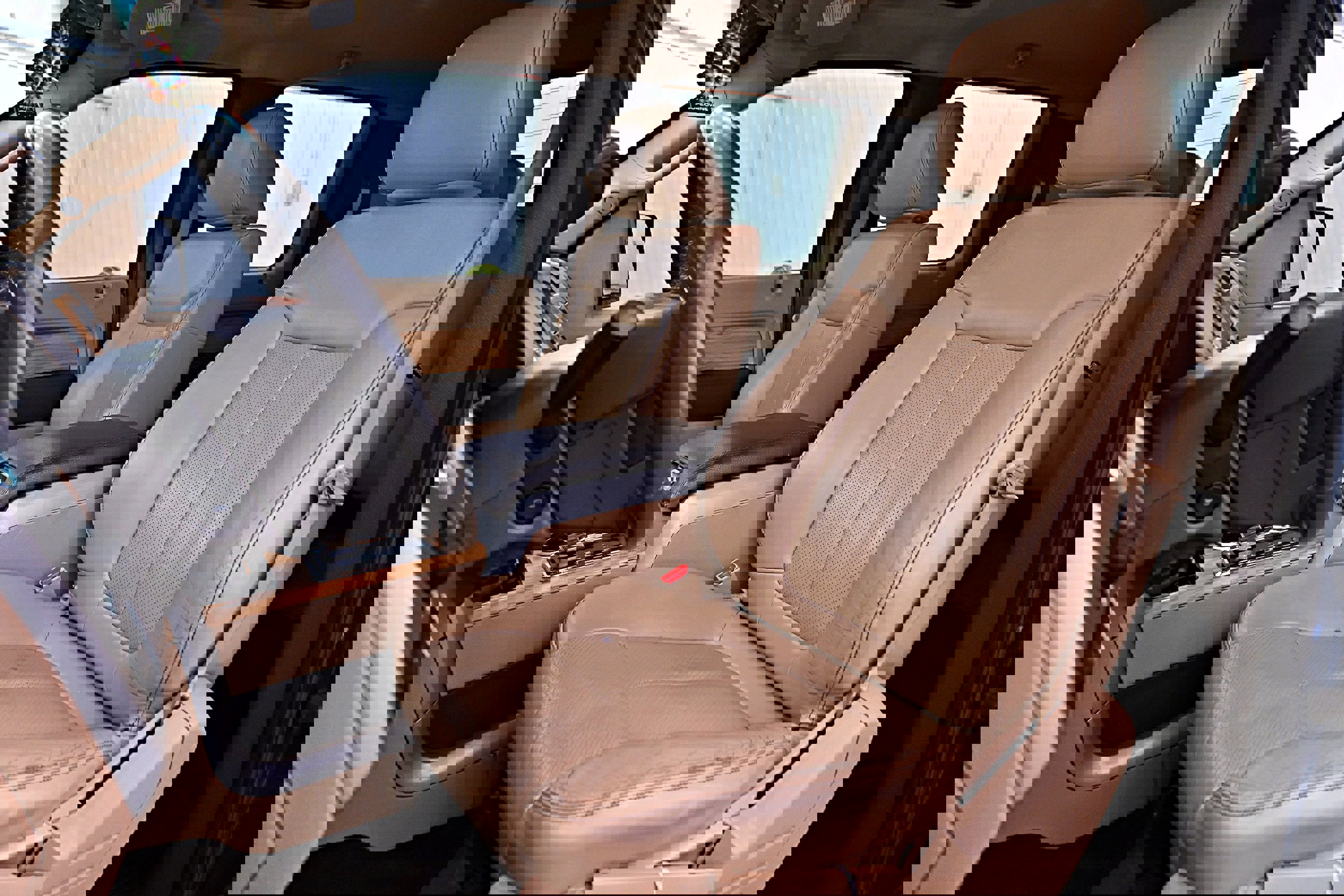 Used 2011 Ford F150 Lariat w/ Max Trailer Tow Pkg image 4