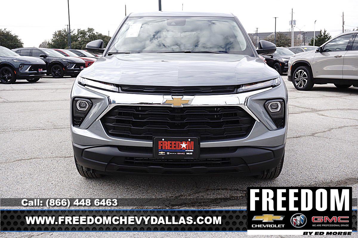 New 2026 Chevrolet TrailBlazer LS w/ LS Convenience Package FWD image 2