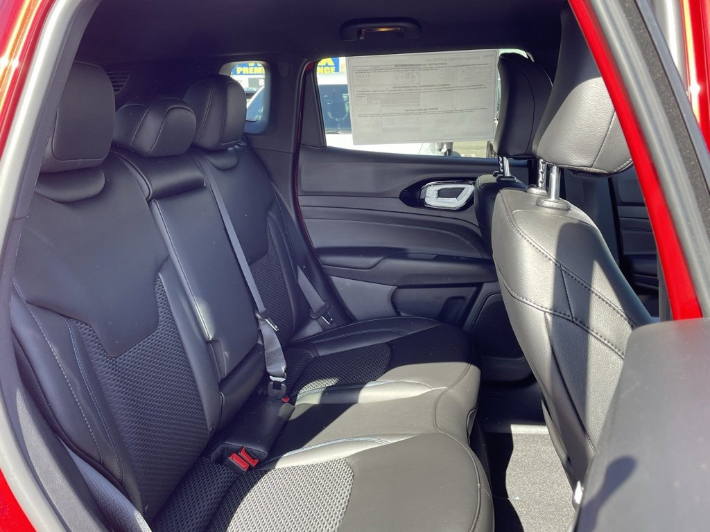 New 2026 Jeep Compass Latitude image 20