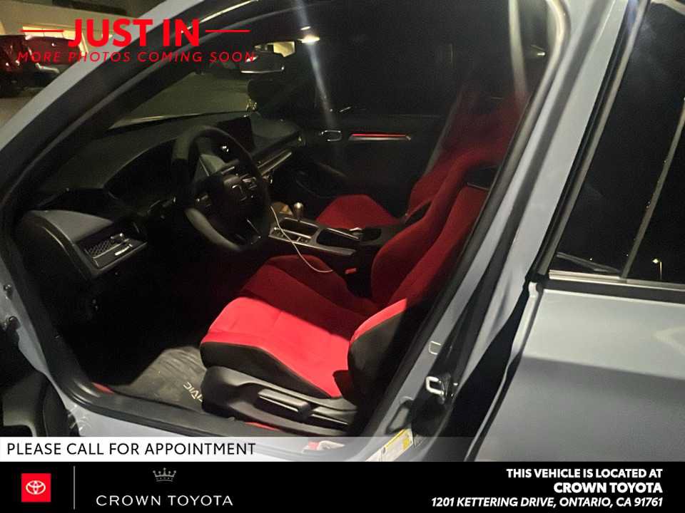 Used 2024 Honda Civic Type R image 3
