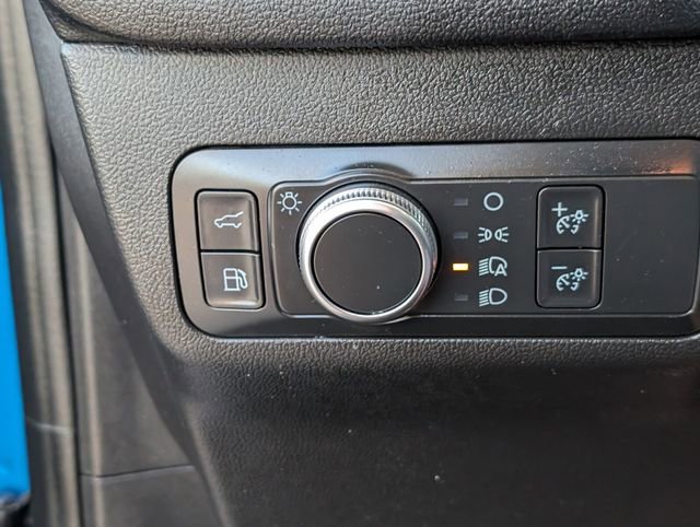 Used 2020 Ford Escape SE Sport image 26