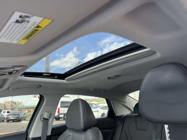 Certified 2021 Hyundai Elantra Limited image 25