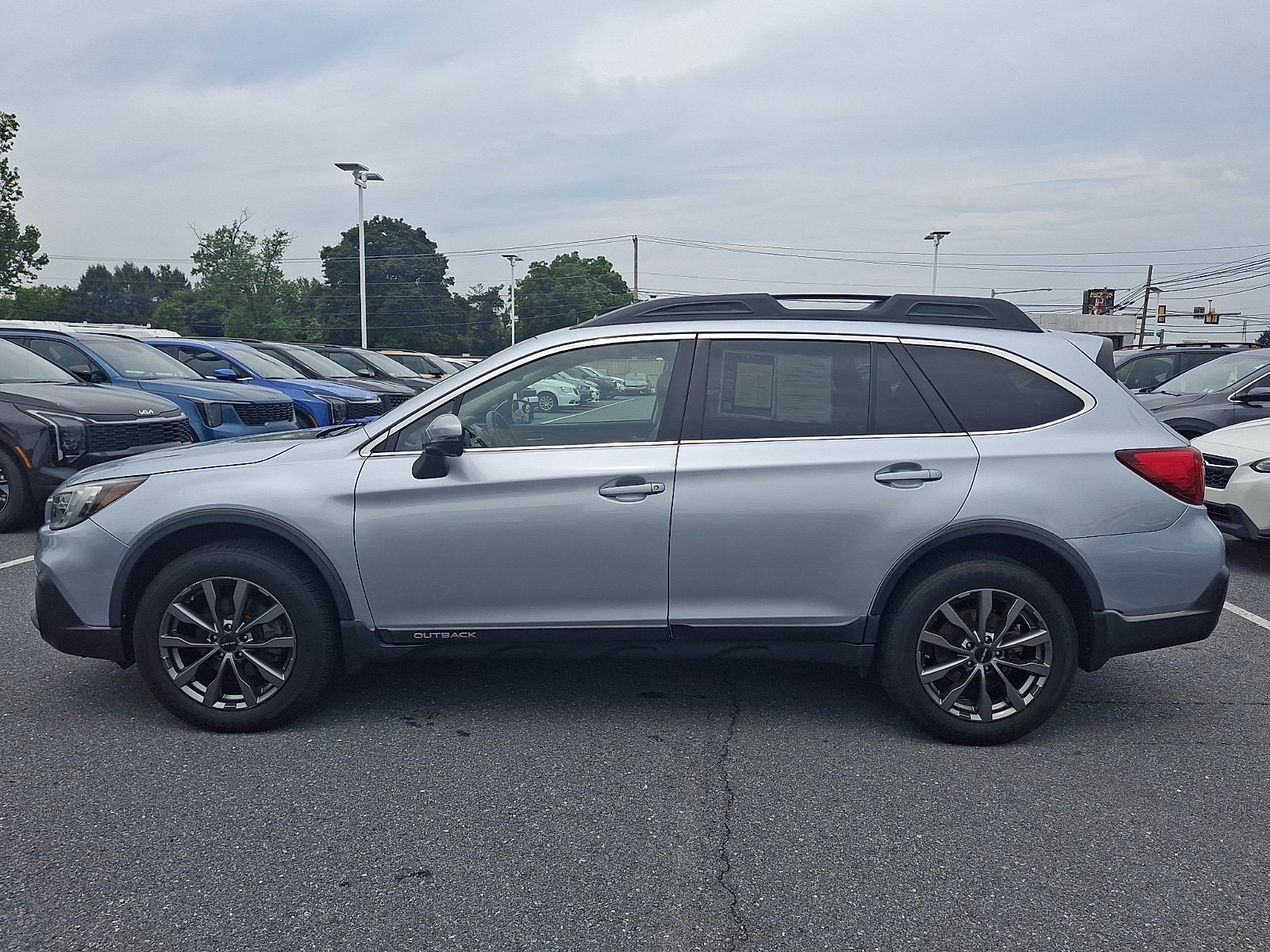 Used 2018 Subaru Outback 2.5i Limited AWD/4WD image 7