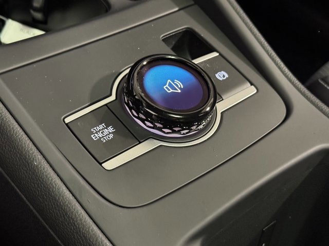 New 2026 Volkswagen Tiguan SE image 18