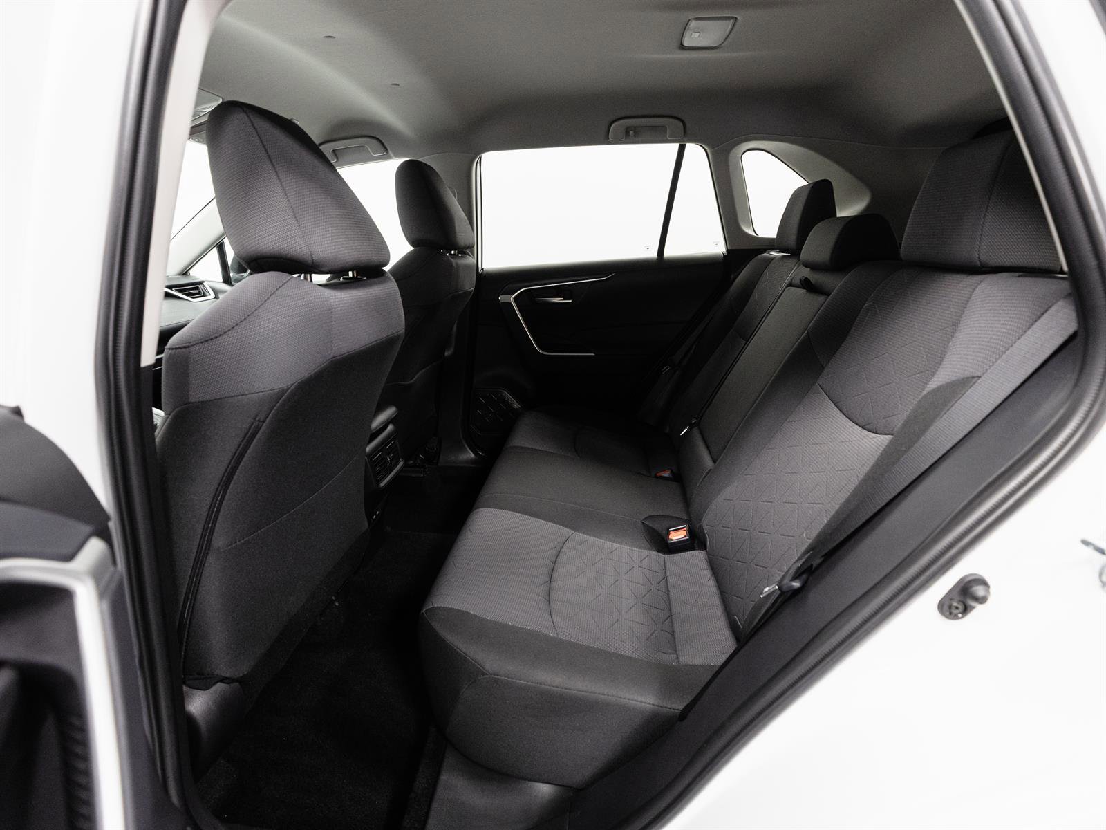 Certified 2025 Toyota RAV4 XLE image 5