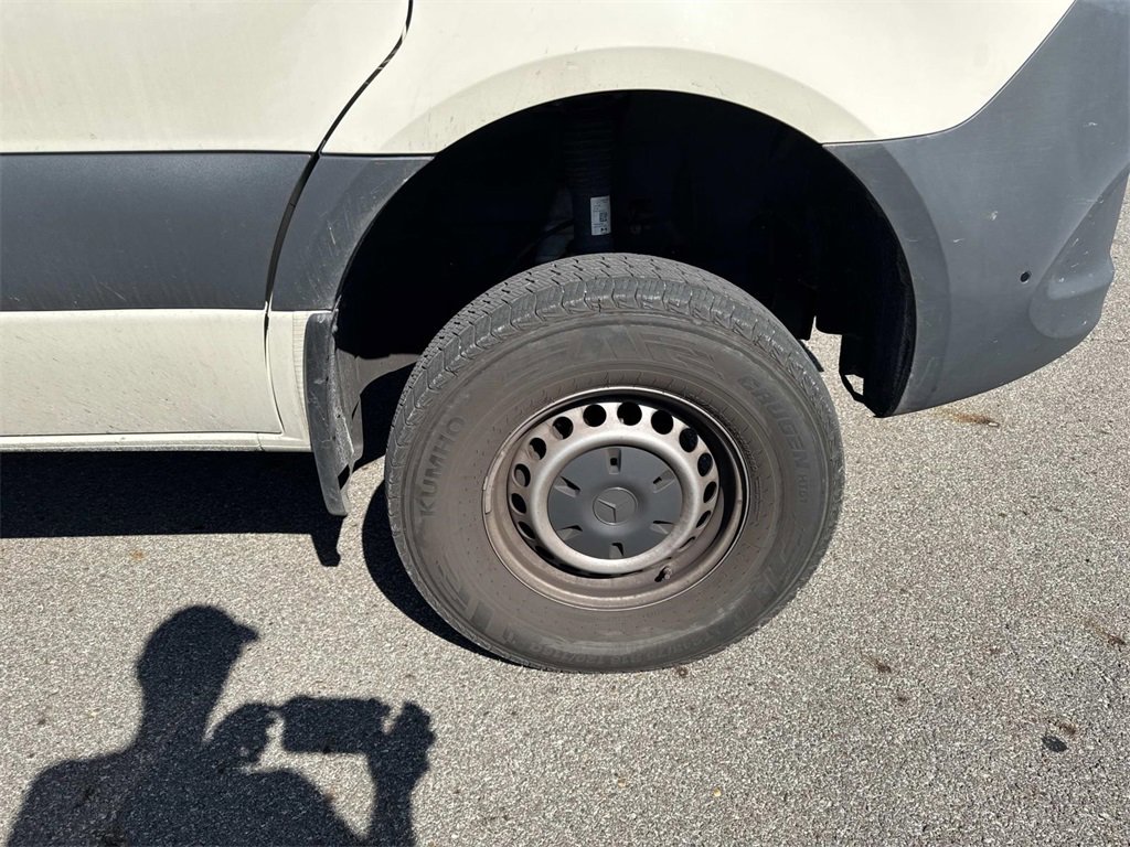 Used 2024 Mercedes-Benz Sprinter 2500 image 8