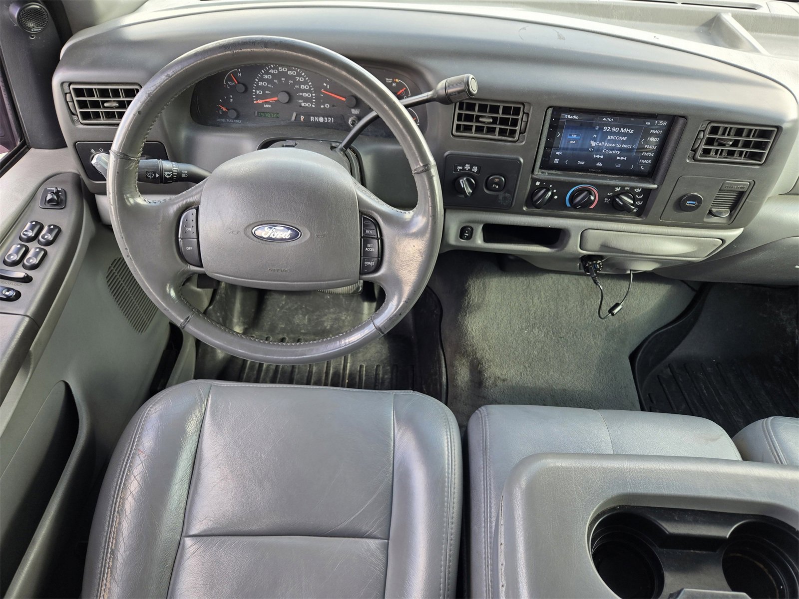 Used 2004 Ford F350 Lariat image 25