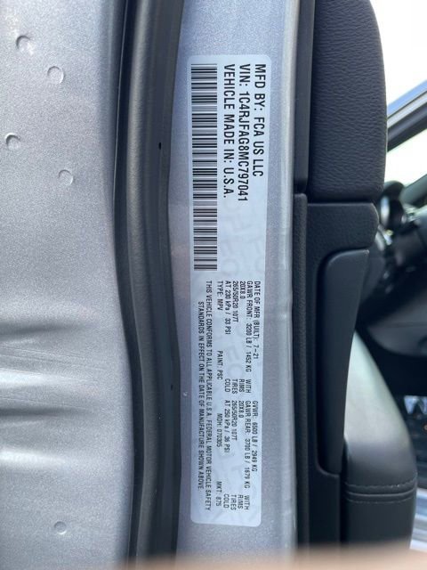 Used 2021 Jeep Grand Cherokee Laredo X AWD/4WD image 36