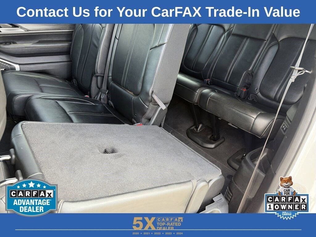 Used 2024 Jeep Wagoneer L Series II RWD image 38