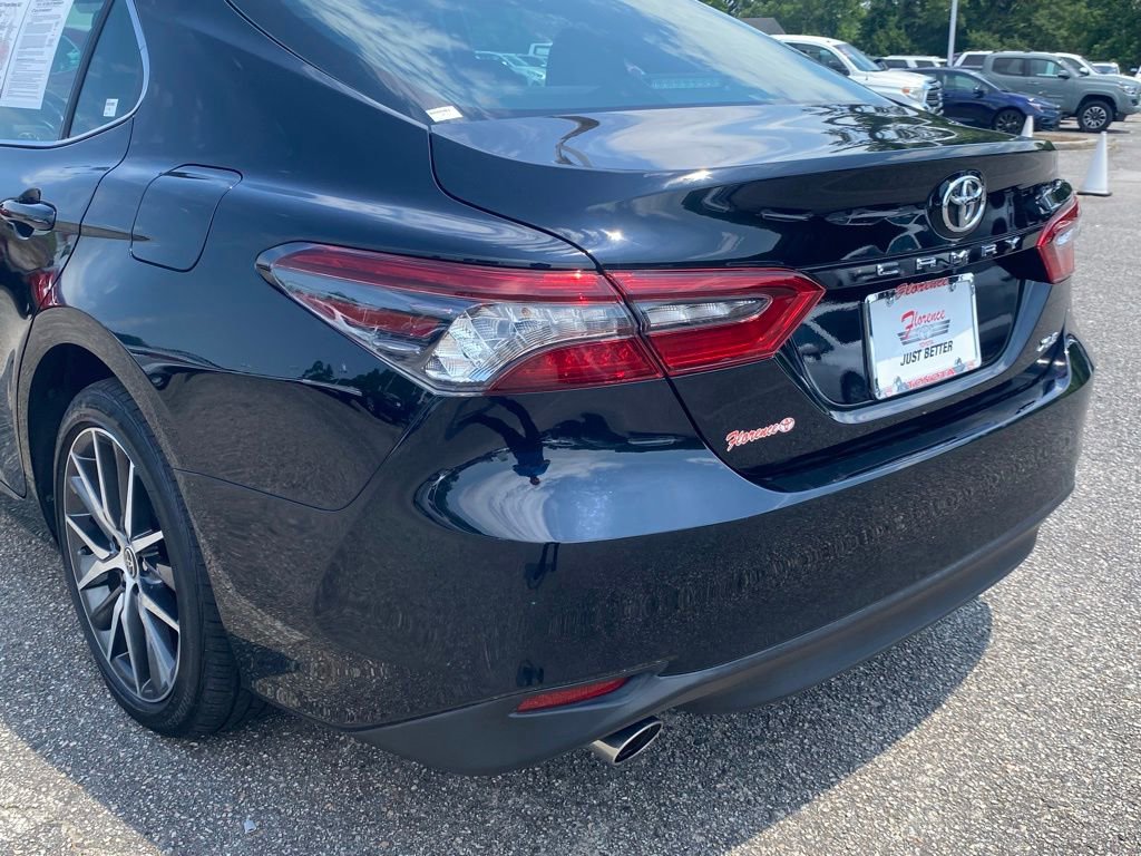 Used 2023 Toyota Camry XLE FWD image 10