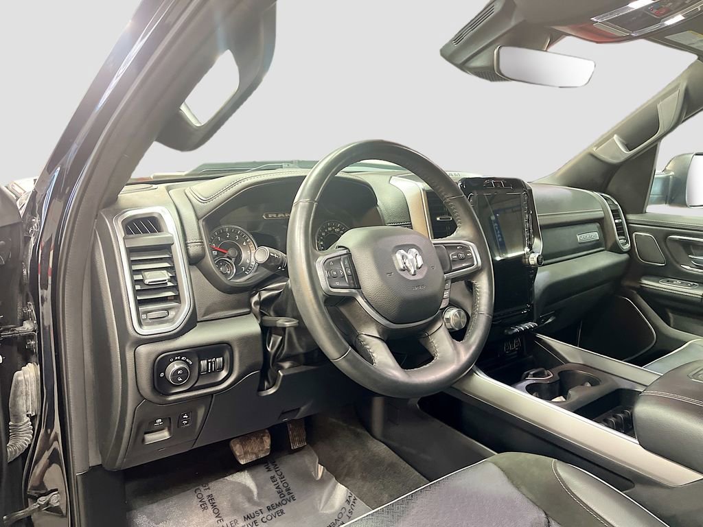 Used 2023 RAM 1500 Laramie AWD/4WD image 9