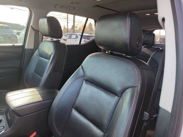 Used 2021 Chevrolet Traverse Premier w/ Redline Edition image 19