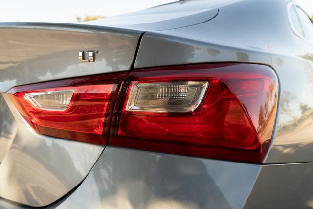 Used 2023 Chevrolet Malibu LT image 34